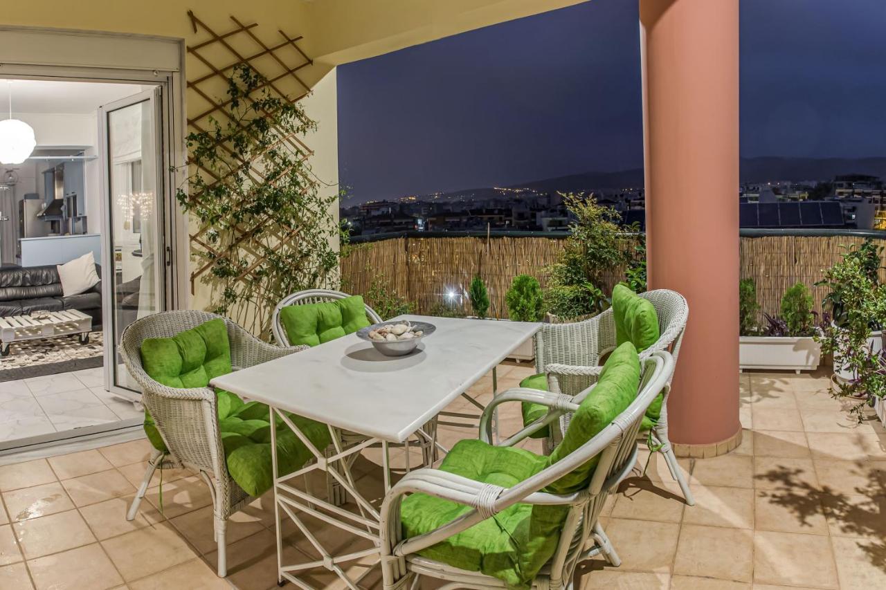 Two Bedroom Bright With Amazing Veranda Apartment